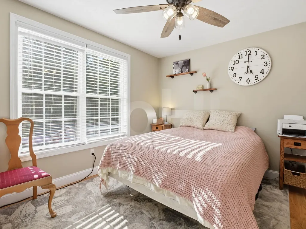 11 Bancroft Circle Mont Vernon NH 03057