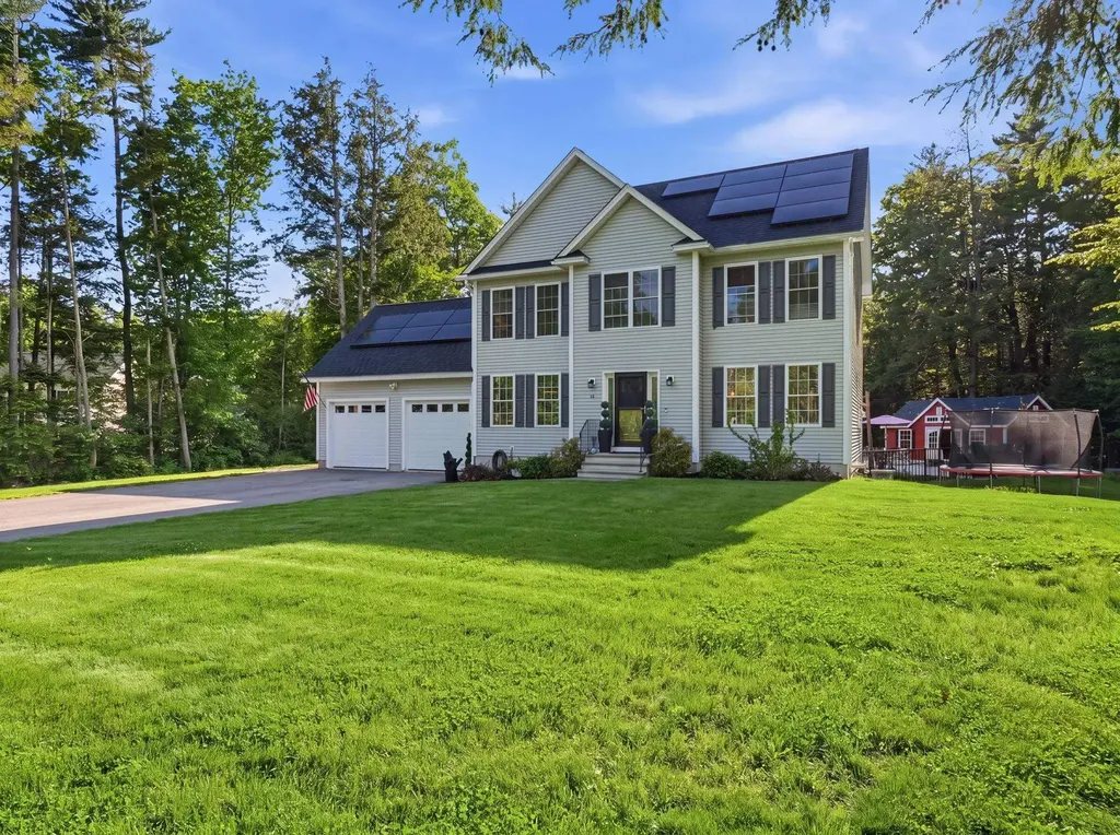 11 Bancroft Circle Mont Vernon NH 03057