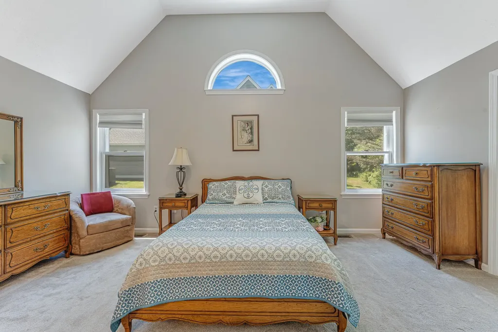353 Winding Pond Road Londonderry NH 03053