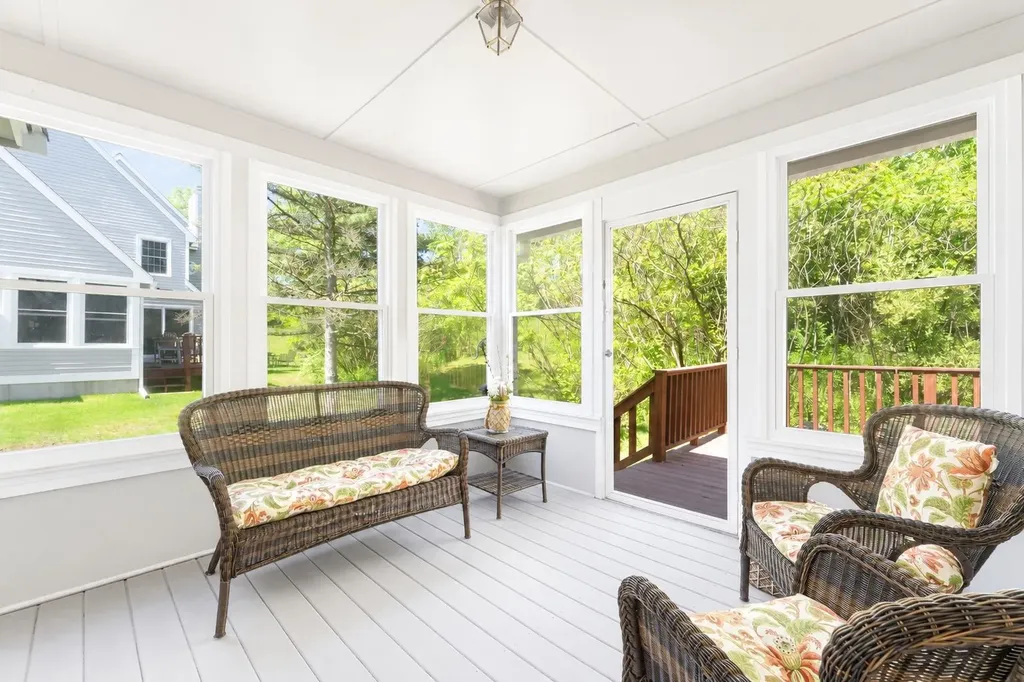 353 Winding Pond Road Londonderry NH 03053