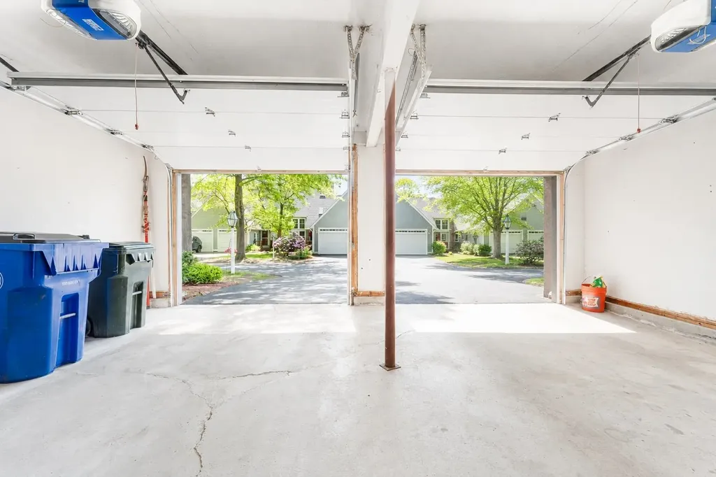 353 Winding Pond Road Londonderry NH 03053