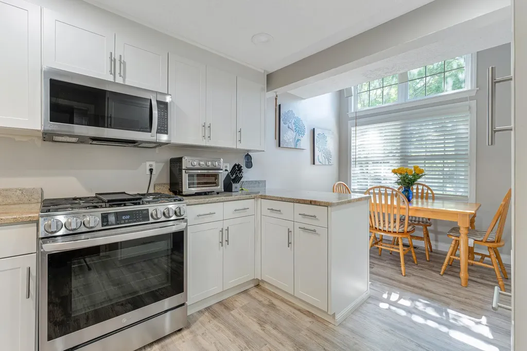 353 Winding Pond Road Londonderry NH 03053