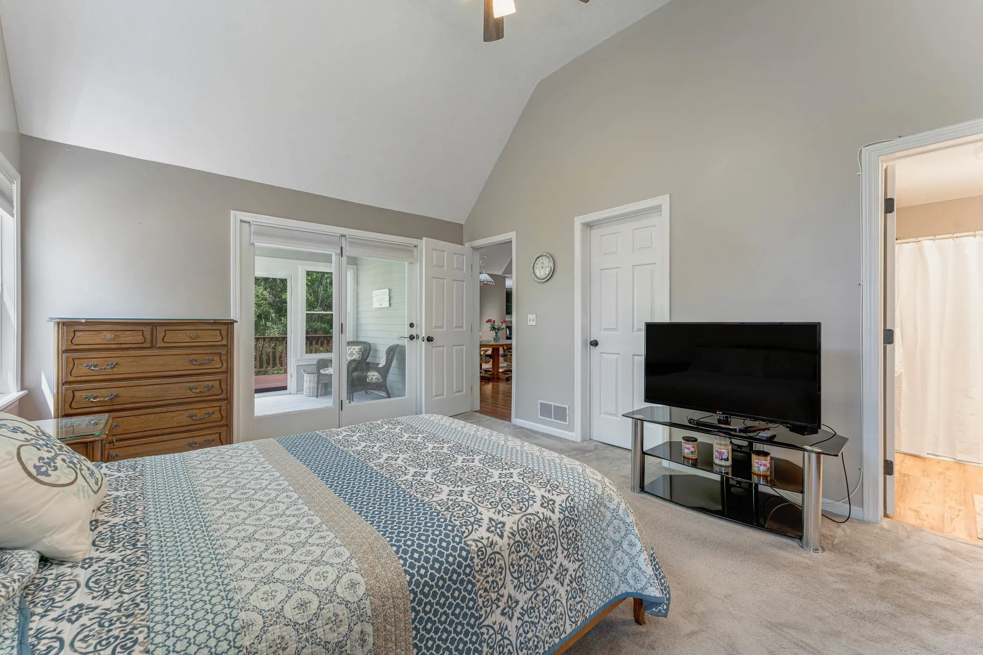 353 Winding Pond Road Londonderry NH 03053