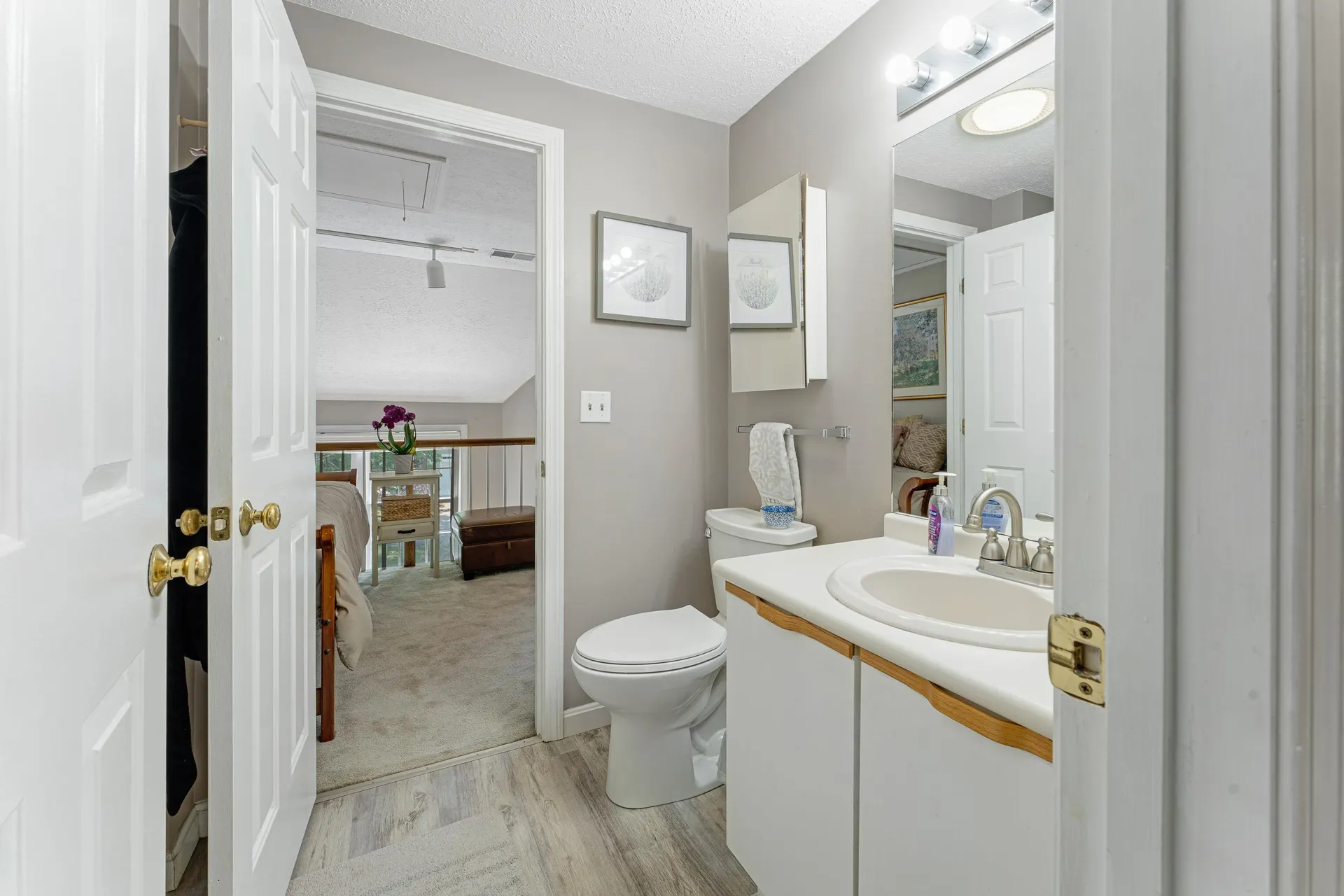 353 Winding Pond Road Londonderry NH 03053