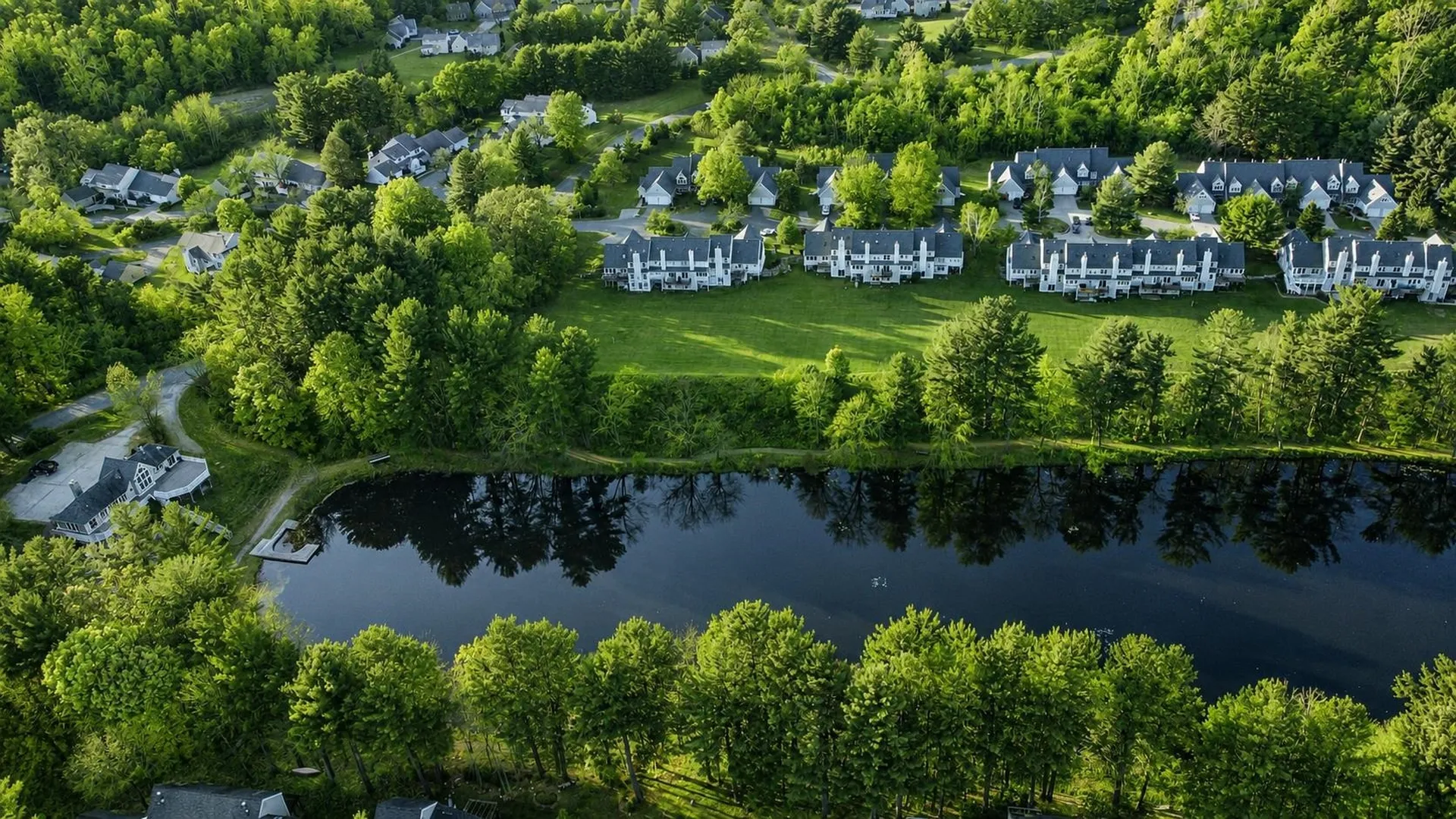 353 Winding Pond Road Londonderry NH 03053