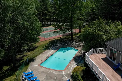 353 Winding Pond Road Londonderry NH 03053