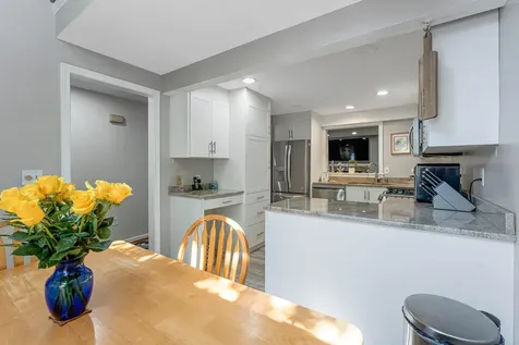 353 Winding Pond Road Londonderry NH 03053
