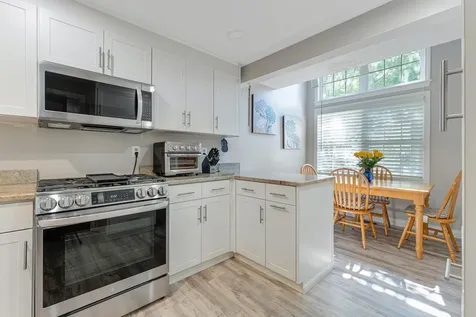 353 Winding Pond Road Londonderry NH 03053