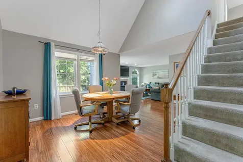 353 Winding Pond Road Londonderry NH 03053
