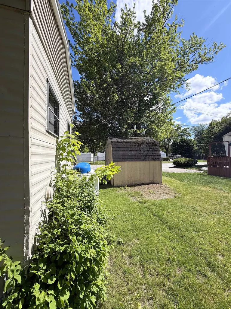 10 Sherman Drive Boscawen NH 03303