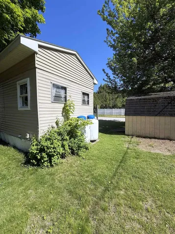 10 Sherman Drive Boscawen NH 03303