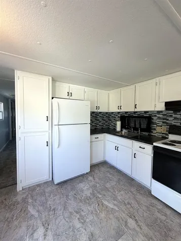 10 Sherman Drive Boscawen NH 03303