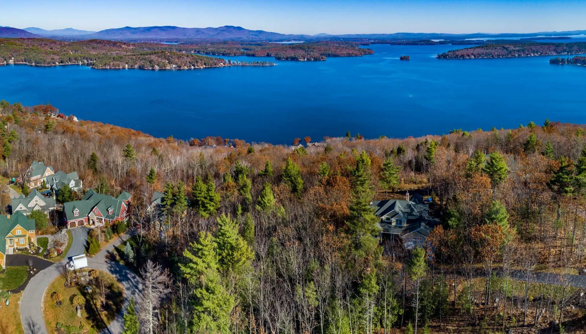 51 Commanders Helm Road Laconia NH 03246