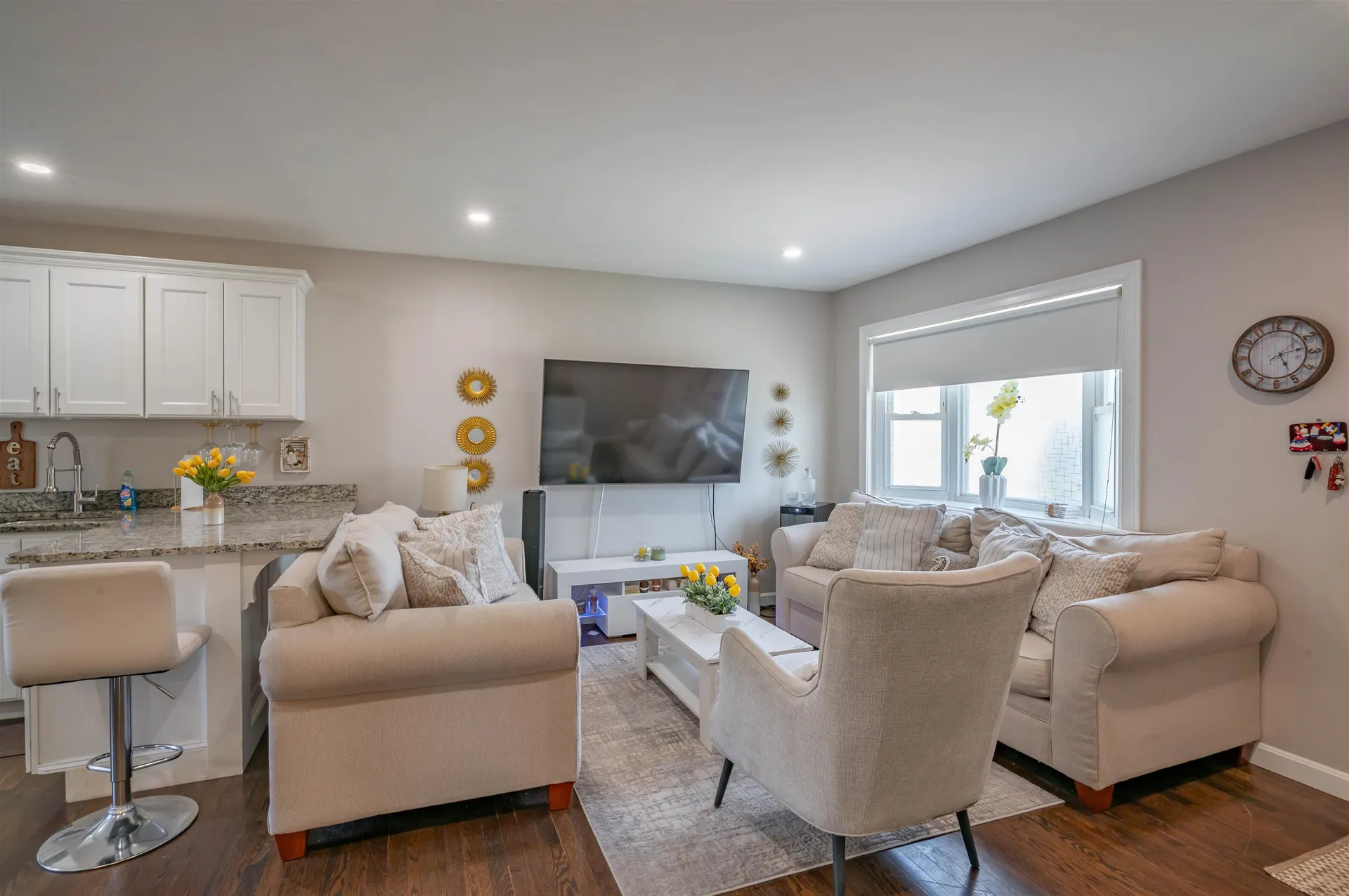 52 Watson Street Nashua NH 03064