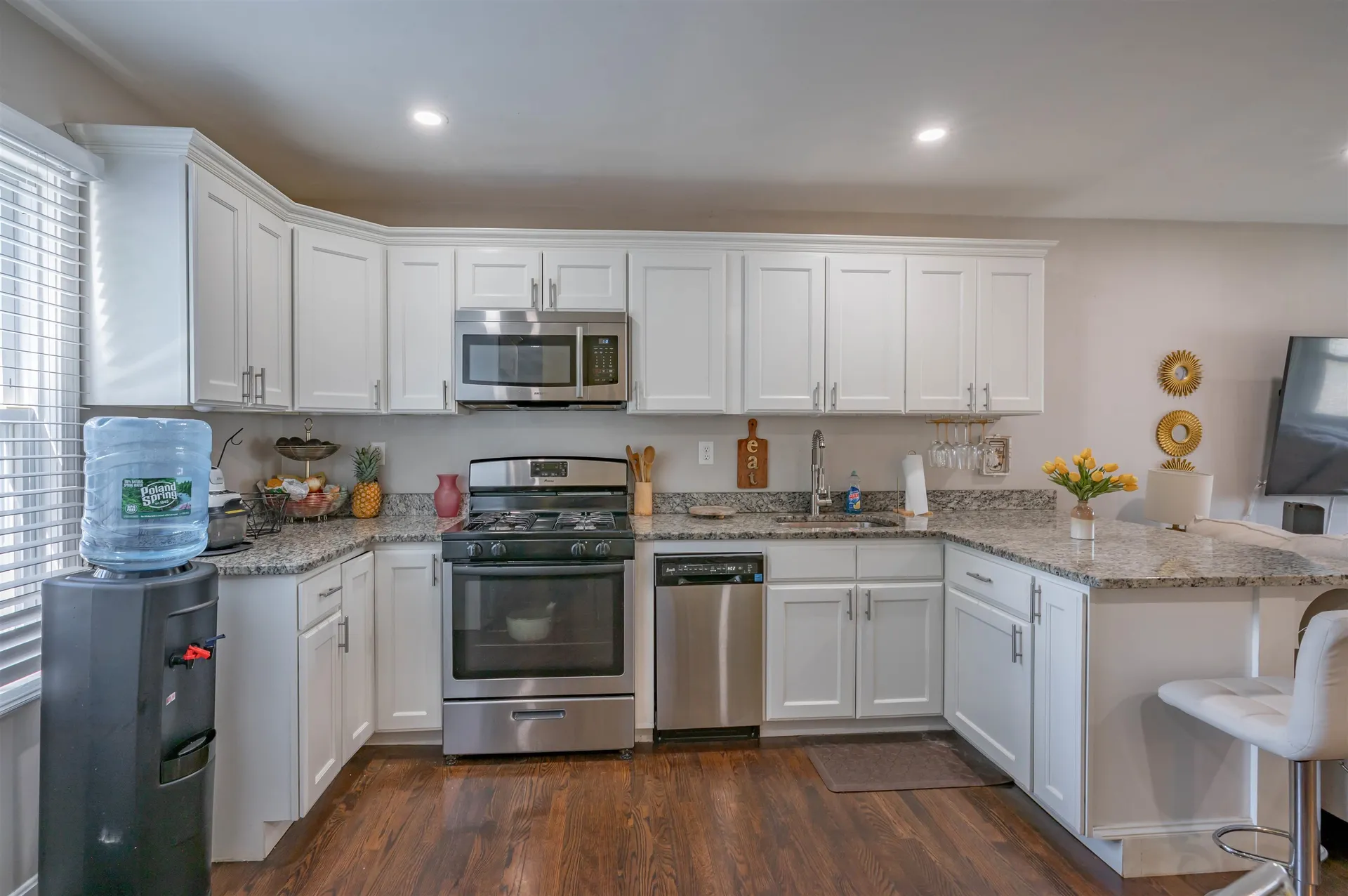 52 Watson Street Nashua NH 03064