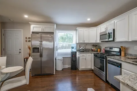 52 Watson Street Nashua NH 03064