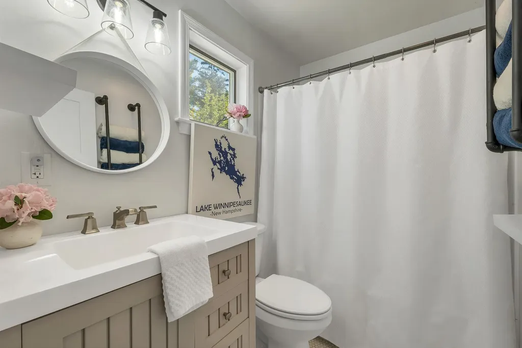 6 Cumberland Road Gilford NH 03249