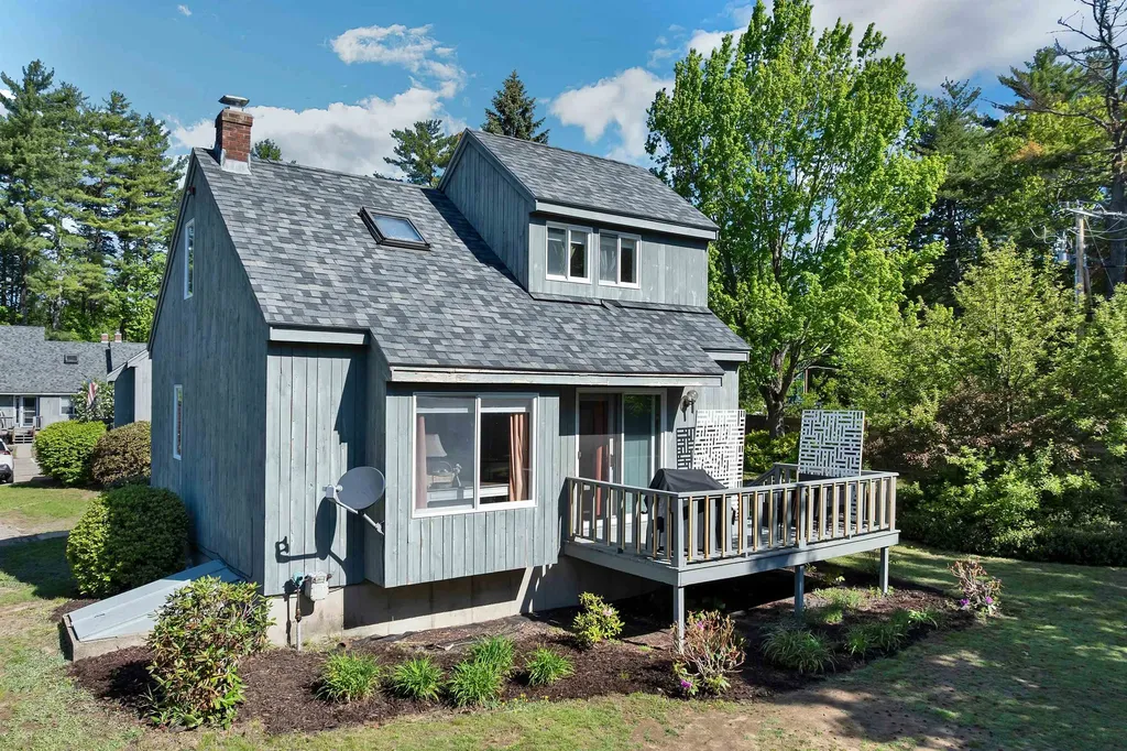6 Cumberland Road Gilford NH 03249
