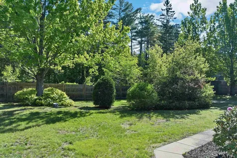 6 Cumberland Road Gilford NH 03249