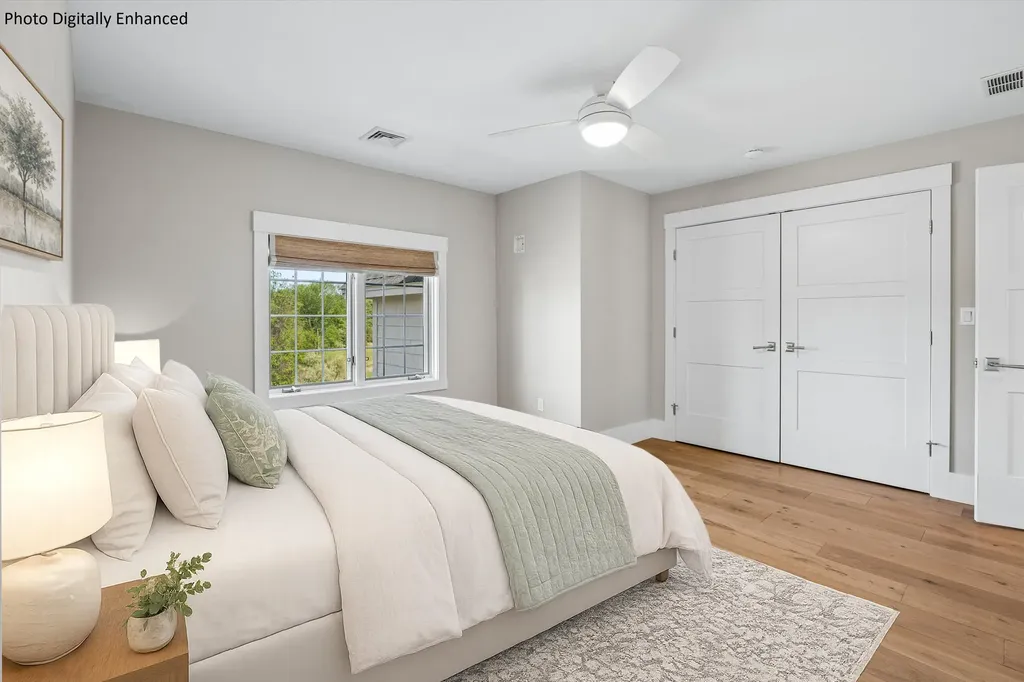 1 Cobtail Way Bedford NH 03110
