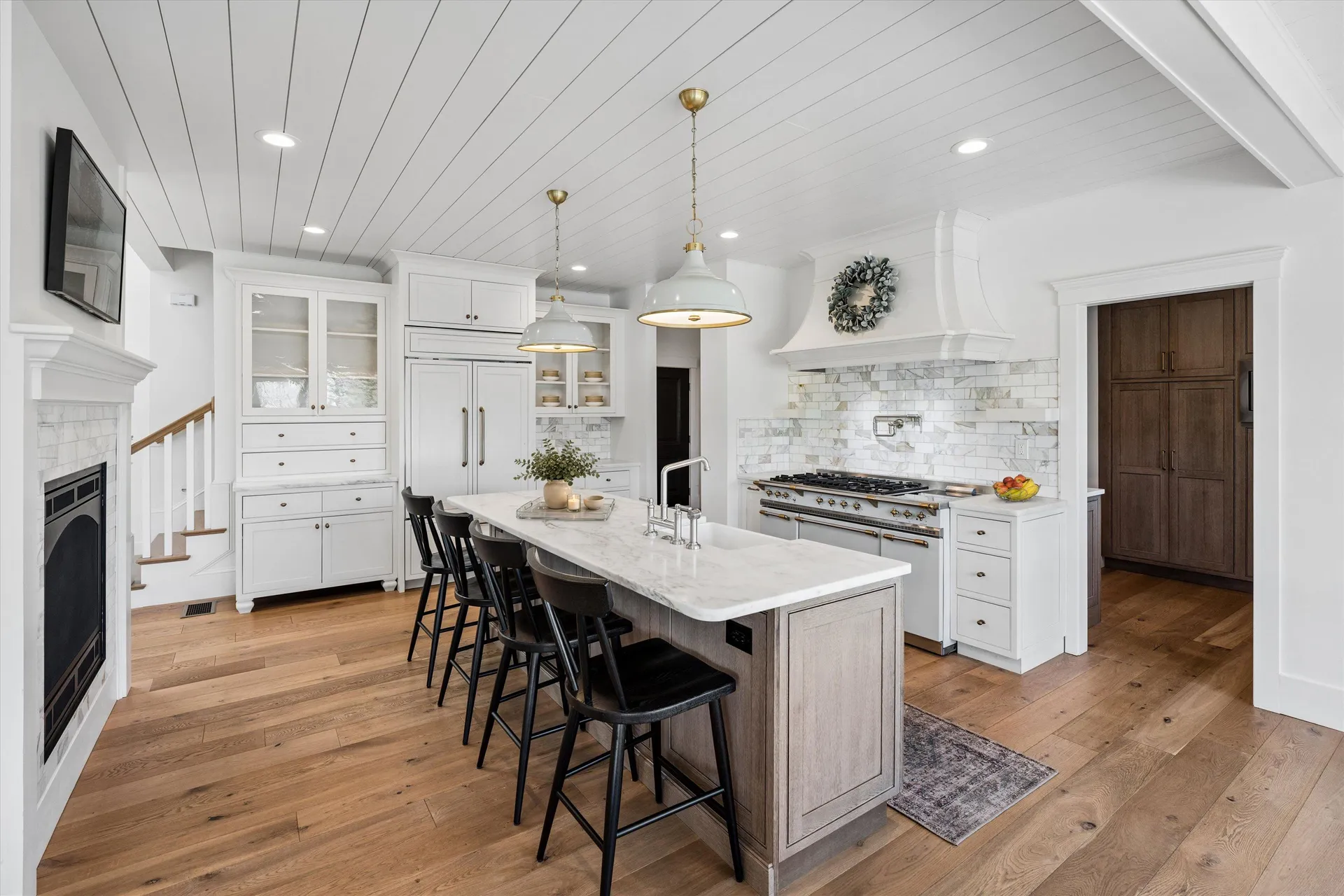 1 Cobtail Way Bedford NH 03110