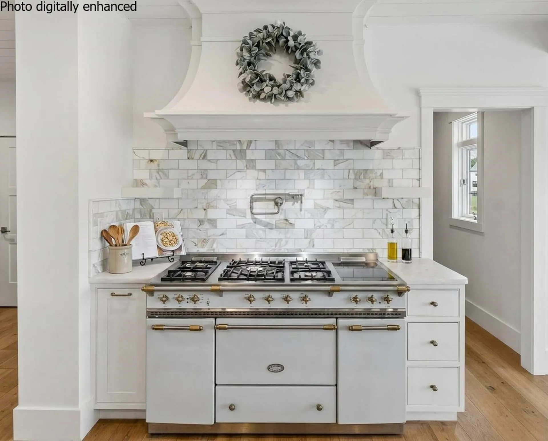 1 Cobtail Way Bedford NH 03110