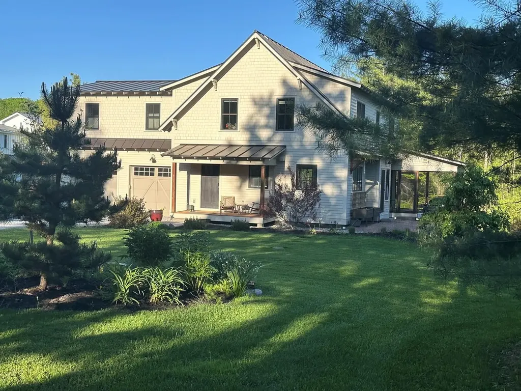 12 Milkweed Lane Shelburne VT 05482