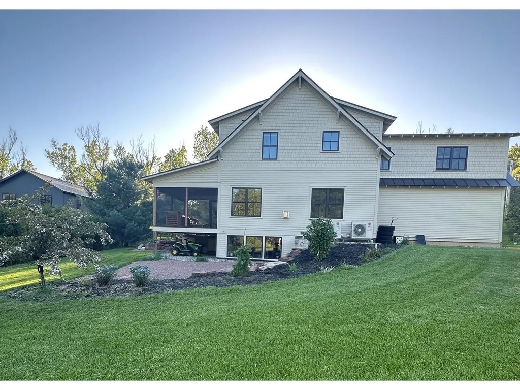 12 Milkweed Lane Shelburne VT 05482