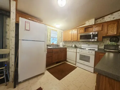 4 Megan Place Claremont NH 03743