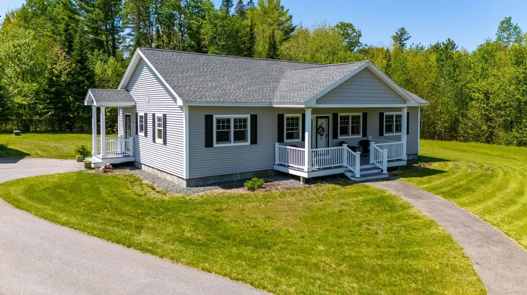 45 Northwoods Drive Whitefield NH 03598