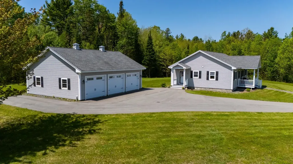 45 Northwoods Drive Whitefield NH 03598