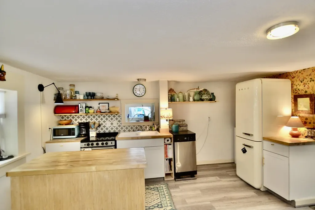105 Lafountain Street Burlington VT 05401