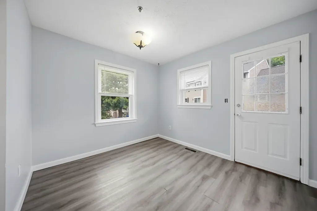 16 Shoalcreek Road Hudson NH 03051