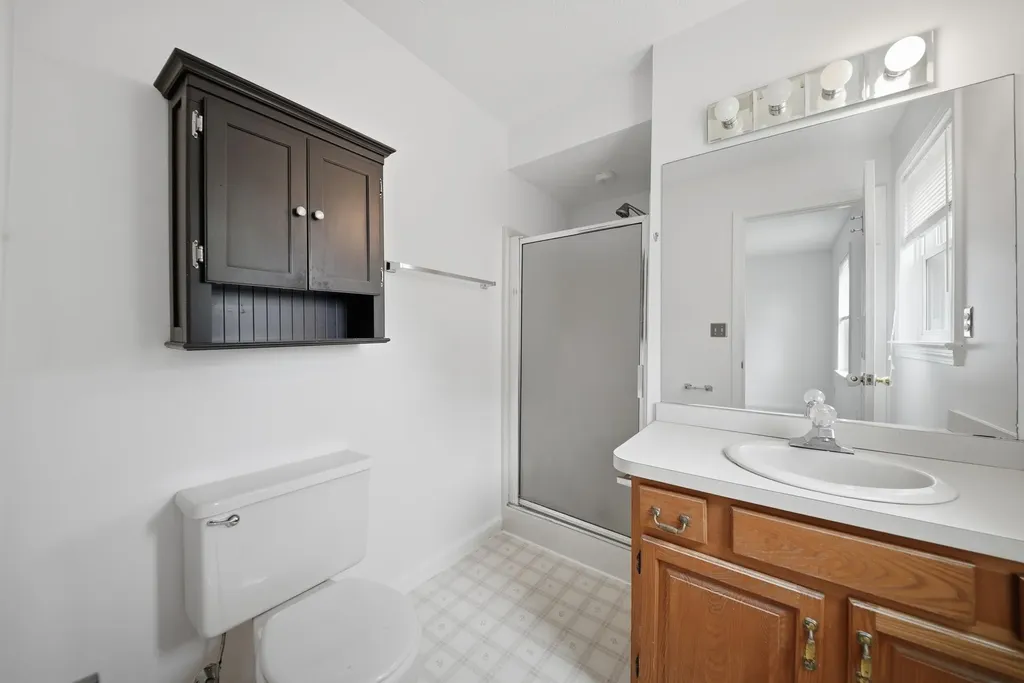 16 Shoalcreek Road Hudson NH 03051