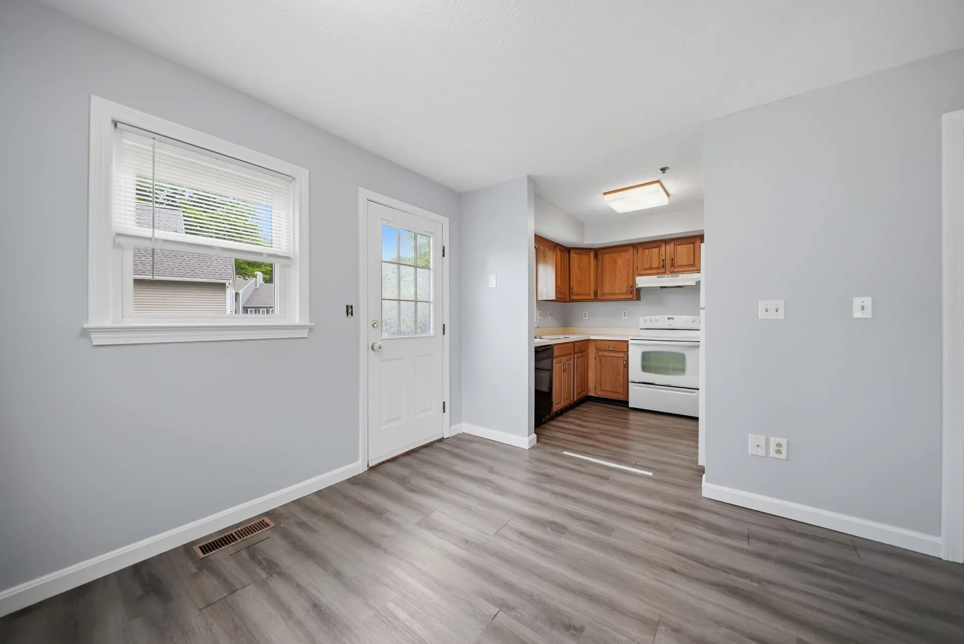 16 Shoalcreek Road Hudson NH 03051