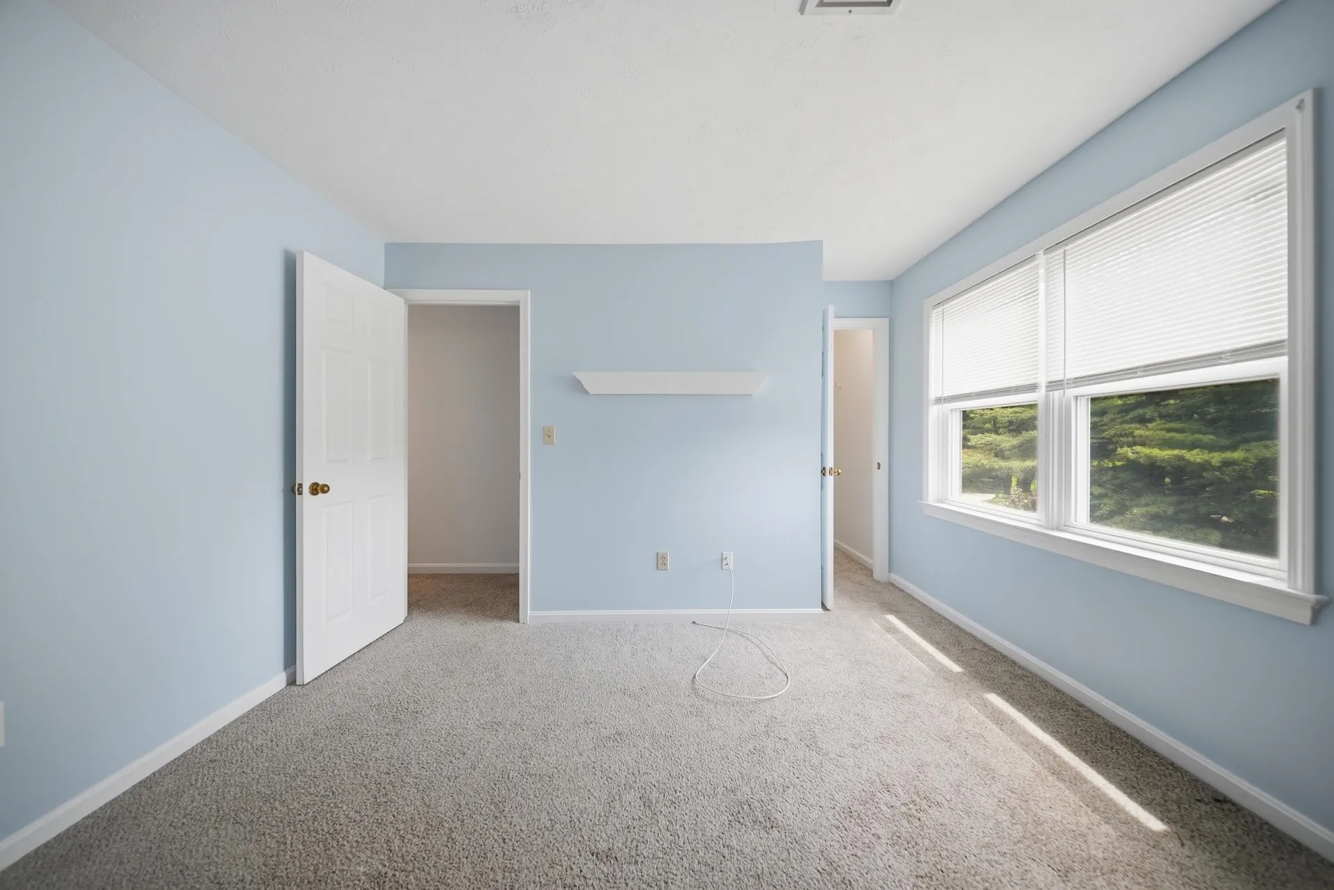16 Shoalcreek Road Hudson NH 03051