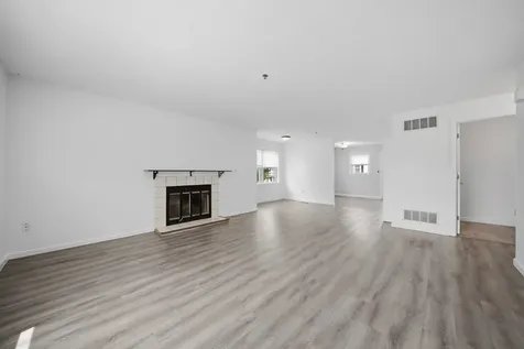 16 Shoalcreek Road Hudson NH 03051