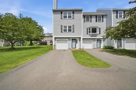 16 Shoalcreek Road Hudson NH 03051