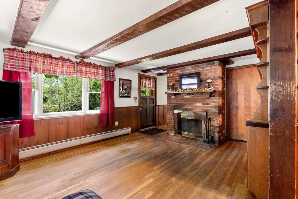 9 Bridle Road Antrim NH 03440