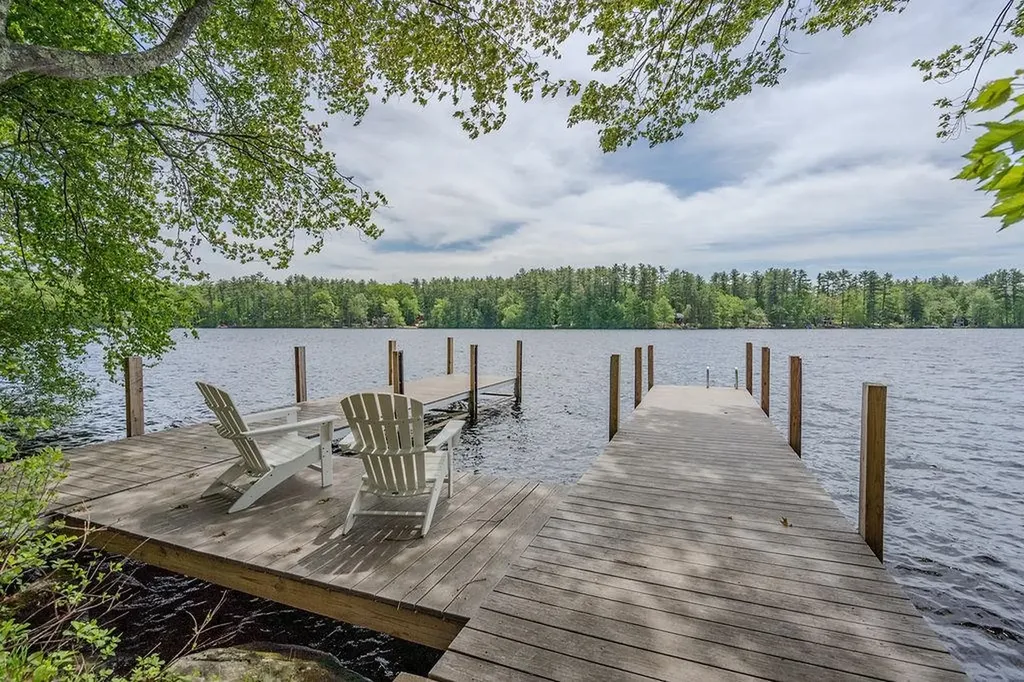30 Stillwater Way Barrington NH 03825