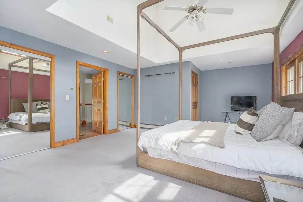 30 Stillwater Way Barrington NH 03825