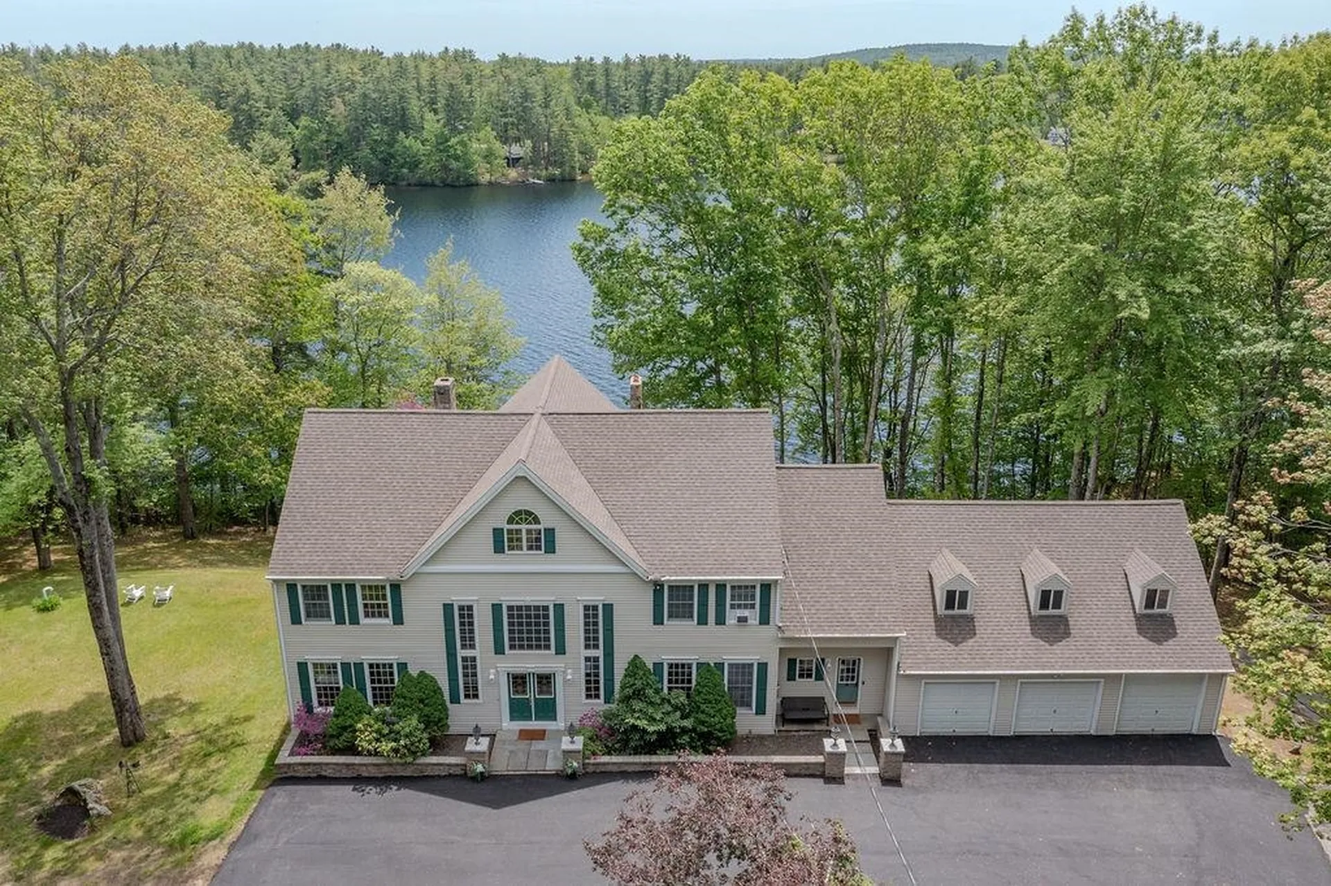 30 Stillwater Way Barrington NH 03825