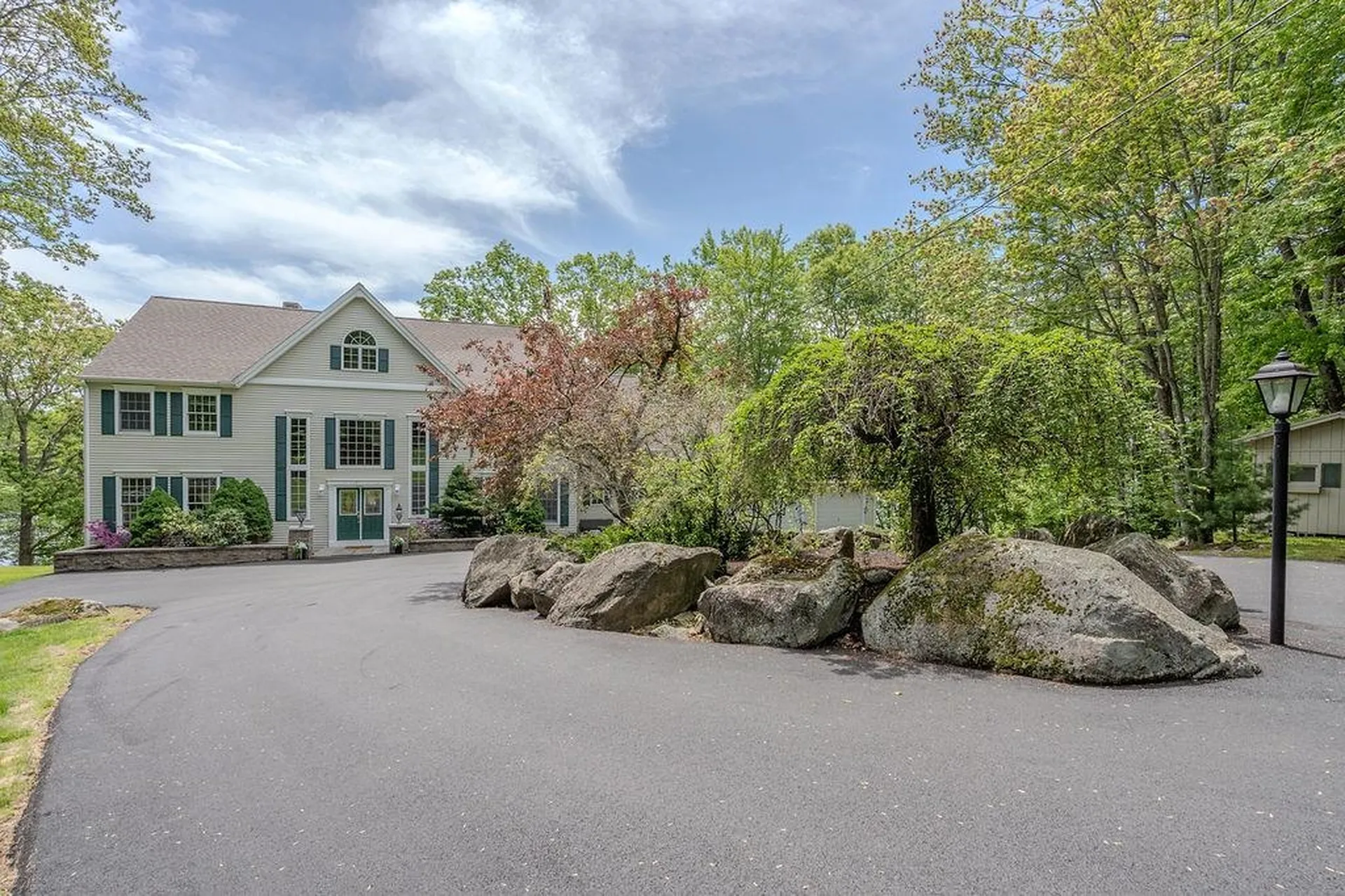 30 Stillwater Way Barrington NH 03825