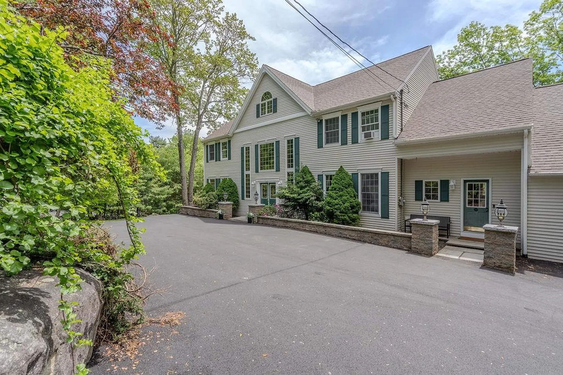 30 Stillwater Way Barrington NH 03825