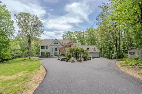 30 Stillwater Way Barrington NH 03825