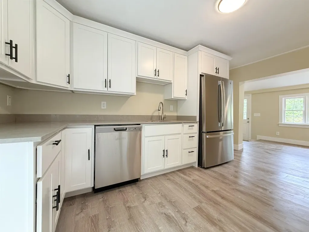 19 Depot Road Kingston NH 03848
