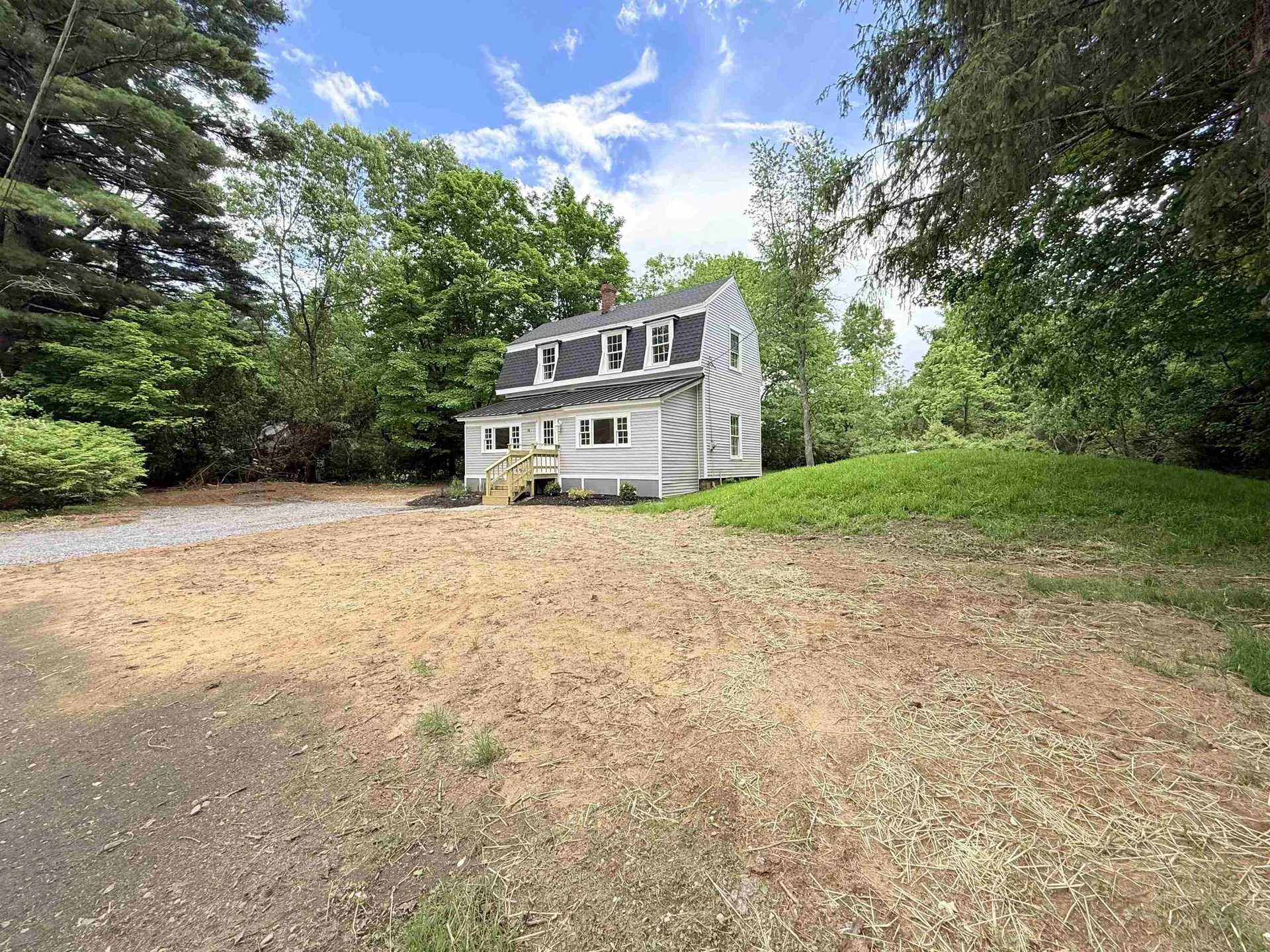 19 Depot Road Kingston NH 03848
