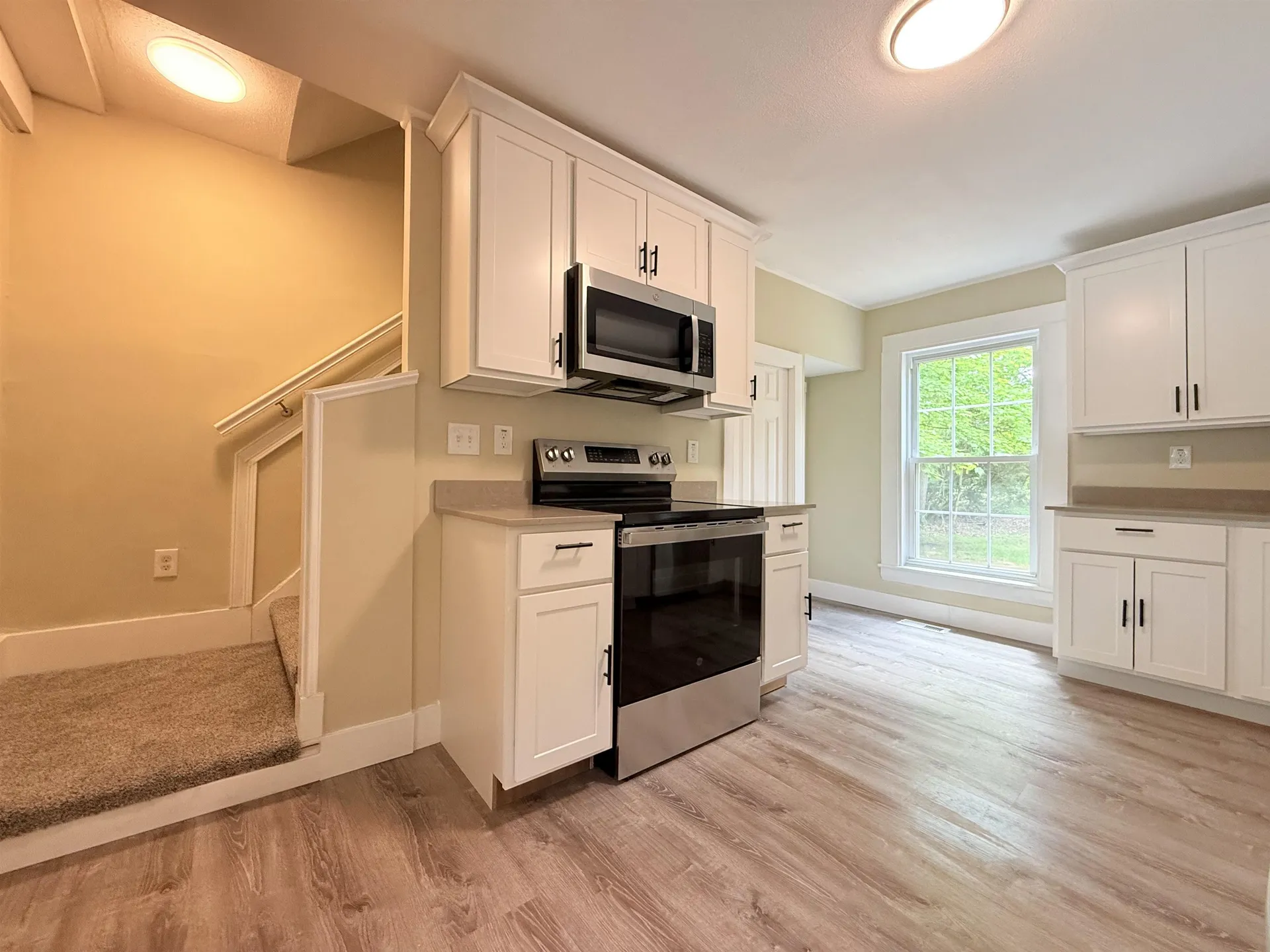 19 Depot Road Kingston NH 03848