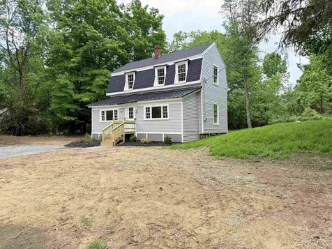 19 Depot Road Kingston NH 03848