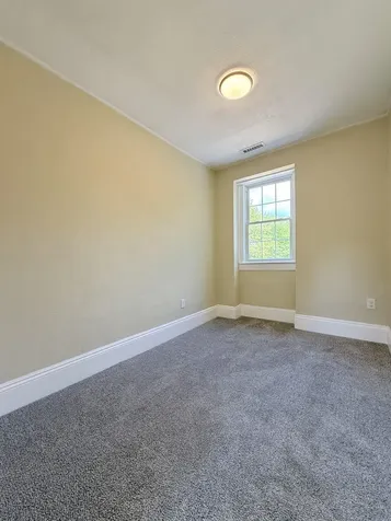 19 Depot Road Kingston NH 03848